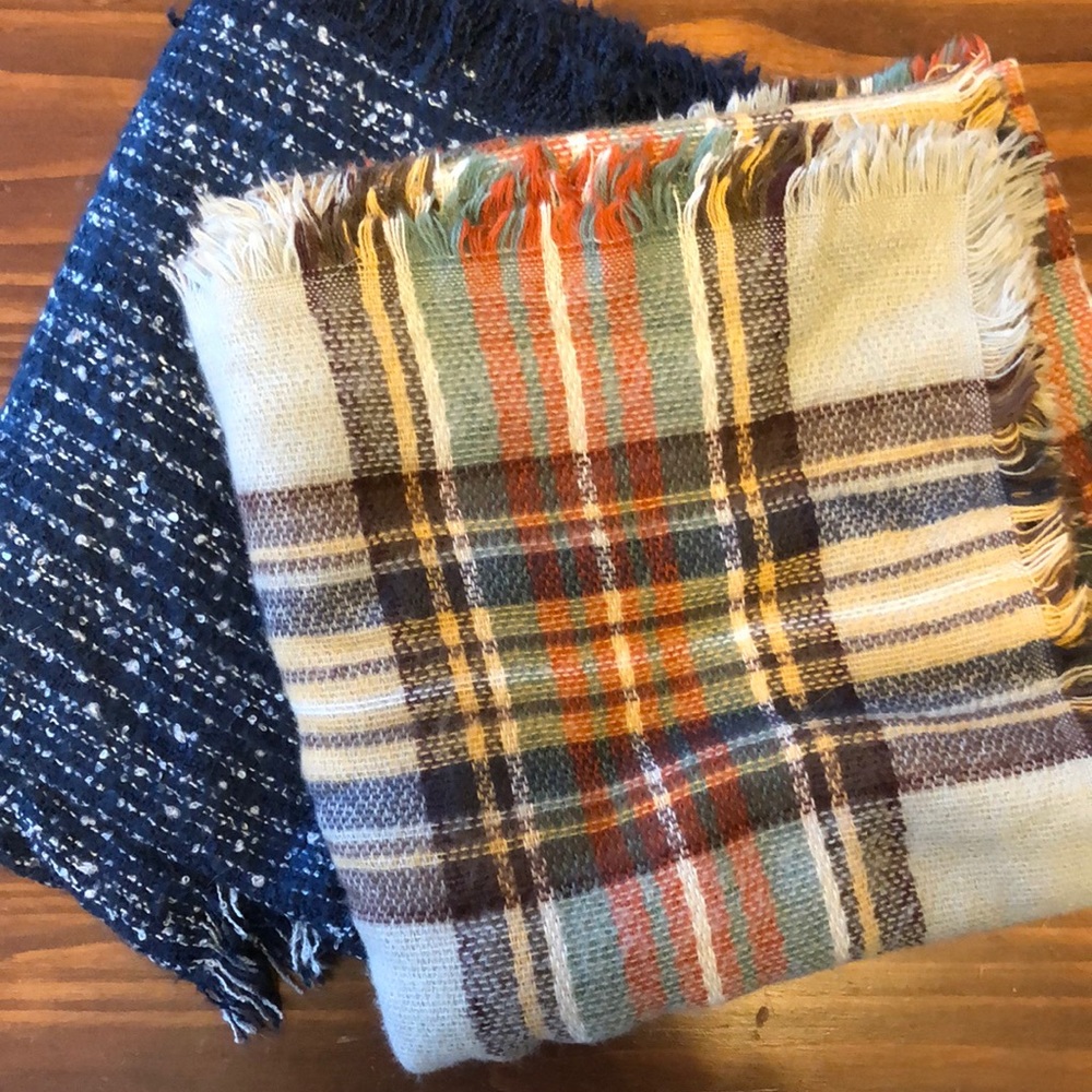 Bundle of blanket scarves